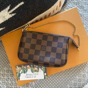 SOLD Louis Vuitton Mini Pochette